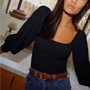 Nation Ltd Iona Tee size Small